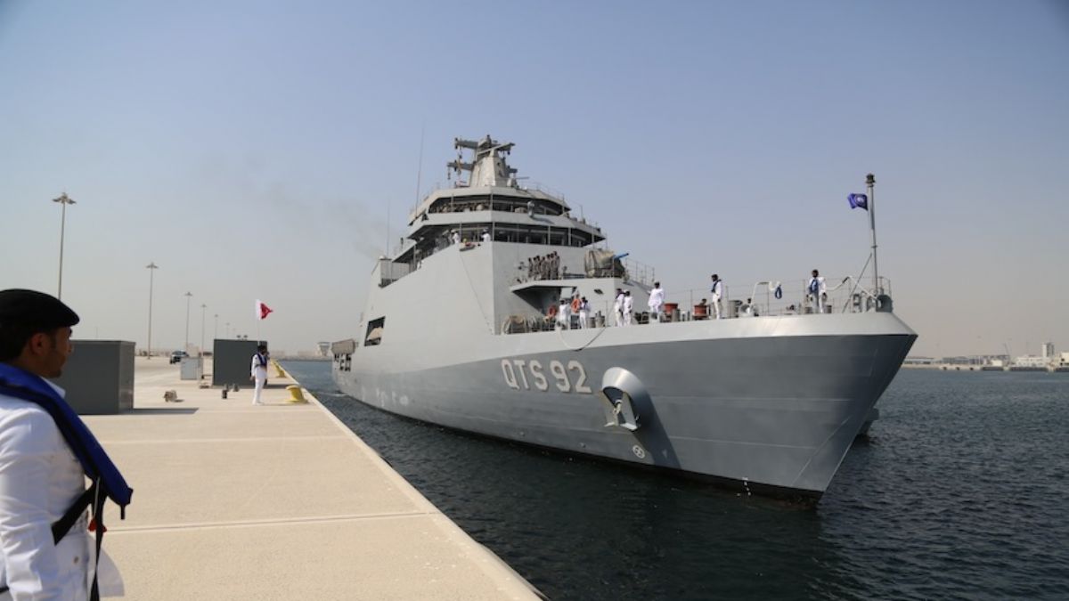 Türkiye'de inşa edilen eğitim gemisi Katar'a ulaştı