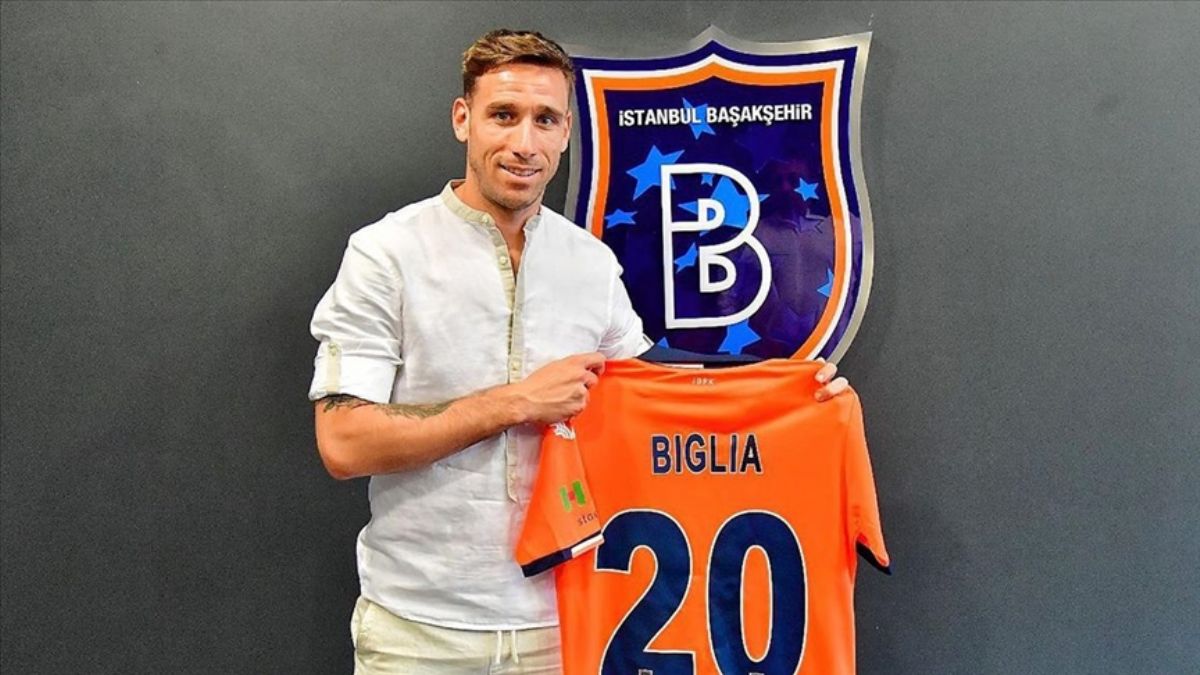 Medipol Başakşehir, Arjantinli futbolcu Biglia'yı transfer etti
