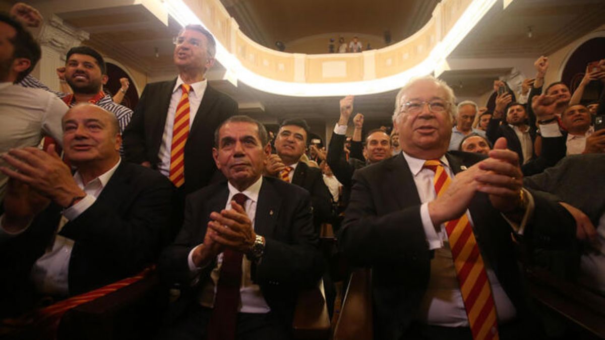 Galatasaray’ın başkanı Dursun Özbek oldu