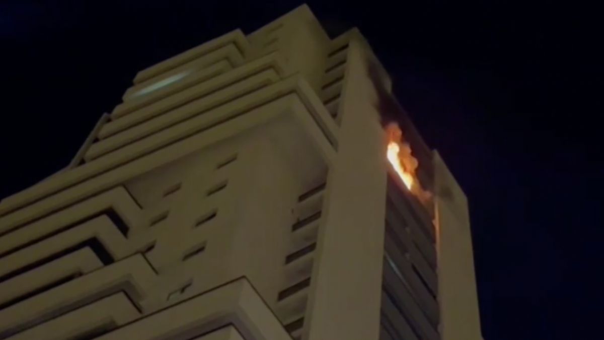 Diyarbakır'da 25 katlı apartmanda yangın dehşeti! 1 ölü 14 yaralı