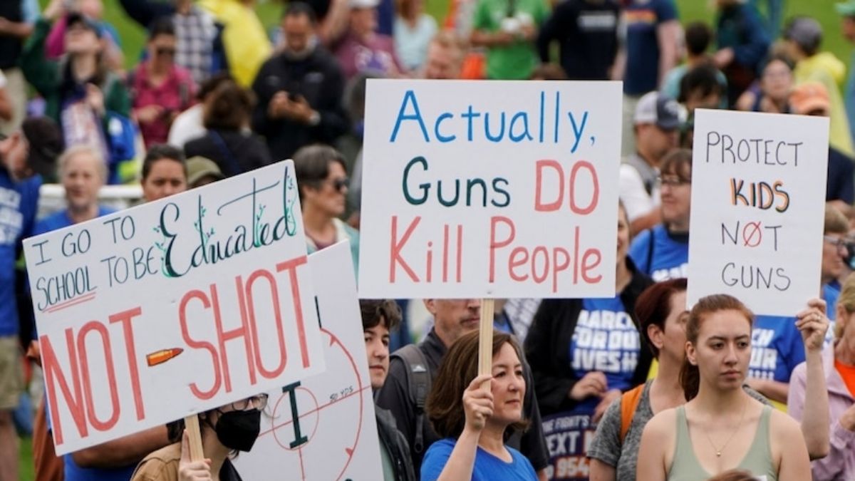 ABD'de binlerce kişi silah reformu için sokaklara döküldü