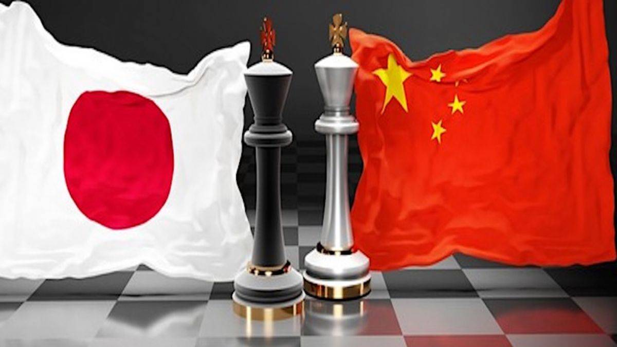 Japonya ve Çin savunma bakanları 3 yılın ardından ilk kez yüz yüze görüştü