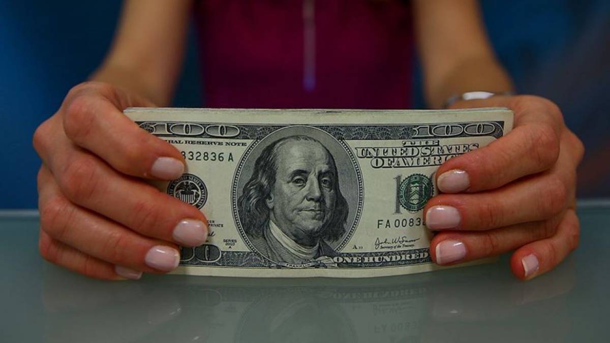 Yıllık cari açık 9 ayın zirvesinde