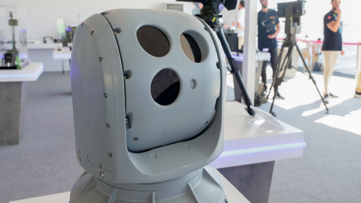 Türk donanması 'milli gözlerle' görüyor