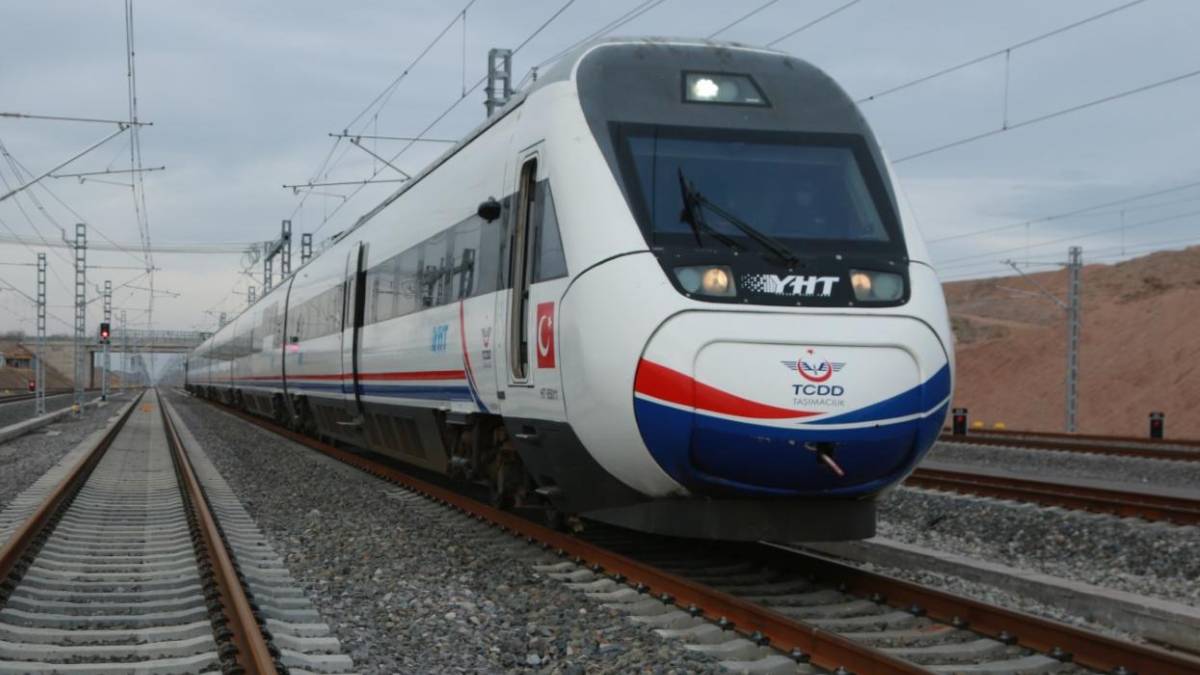 İstanbul-Konya YHT bilet fiyatı 2022 | İstanbul Konya Yüksek Hızlı Tren bileti ne kadar? Konya-İstanbul YHT bileti kaç TL?