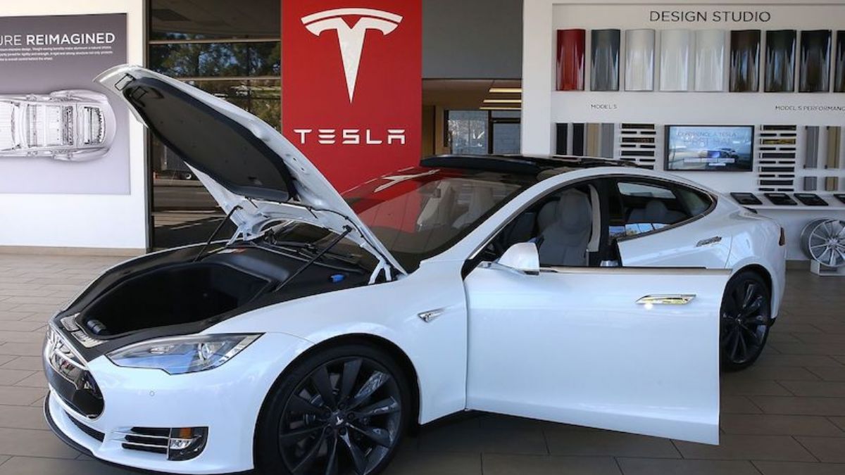 Tesla tüm otomobil modellerine devasa zam yaptı
