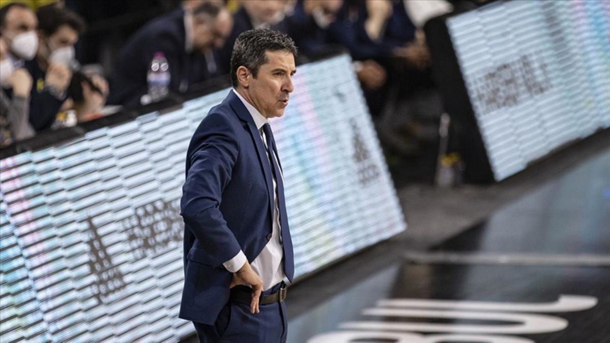 TOFAŞ, Yunan başantrenör Dimitris Priftis'le anlaştı