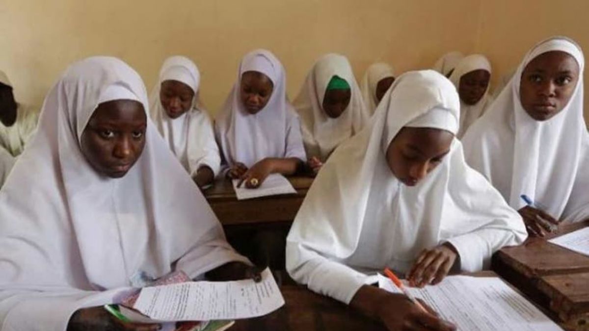 Nijerya Yüksek Mahkemesi'nden başörtüsü kararı