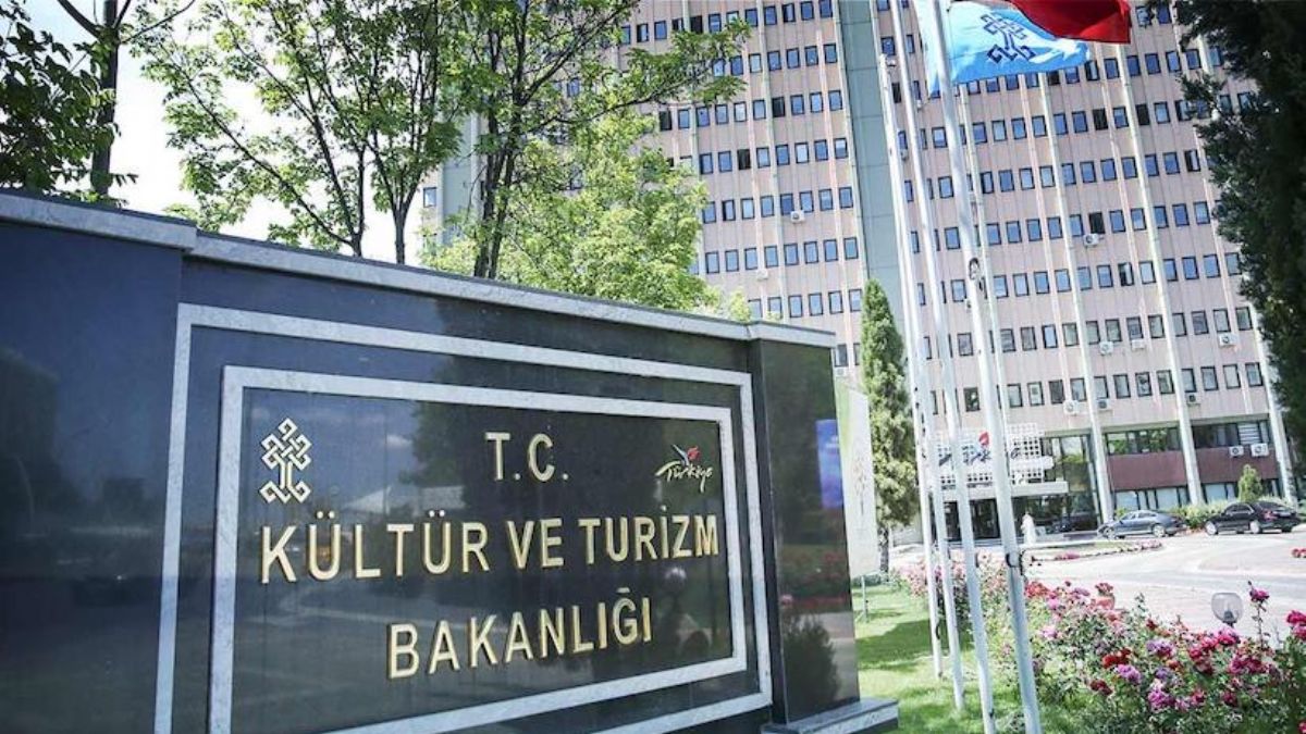 Kültür ve Turizm Bakanlığı'na 167 sözleşmeli personel alınacak