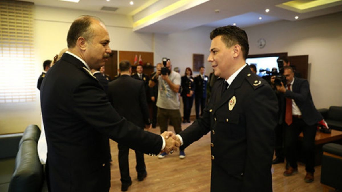 Müge Anlı kiminle evleniyor? Şinasi Yüzbaşıoğlu kaç yaşında? Anlı'nın müstakbel eşi Şinasi Yüzbaşıoğlu ne iş yapıyor?