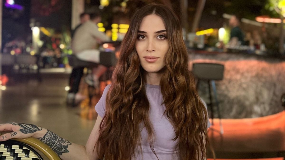 Maryam Feyziyeva Azerbaycanlı Ünlü Pop Starı Dilara Kazımovanın Türk Menejeridir