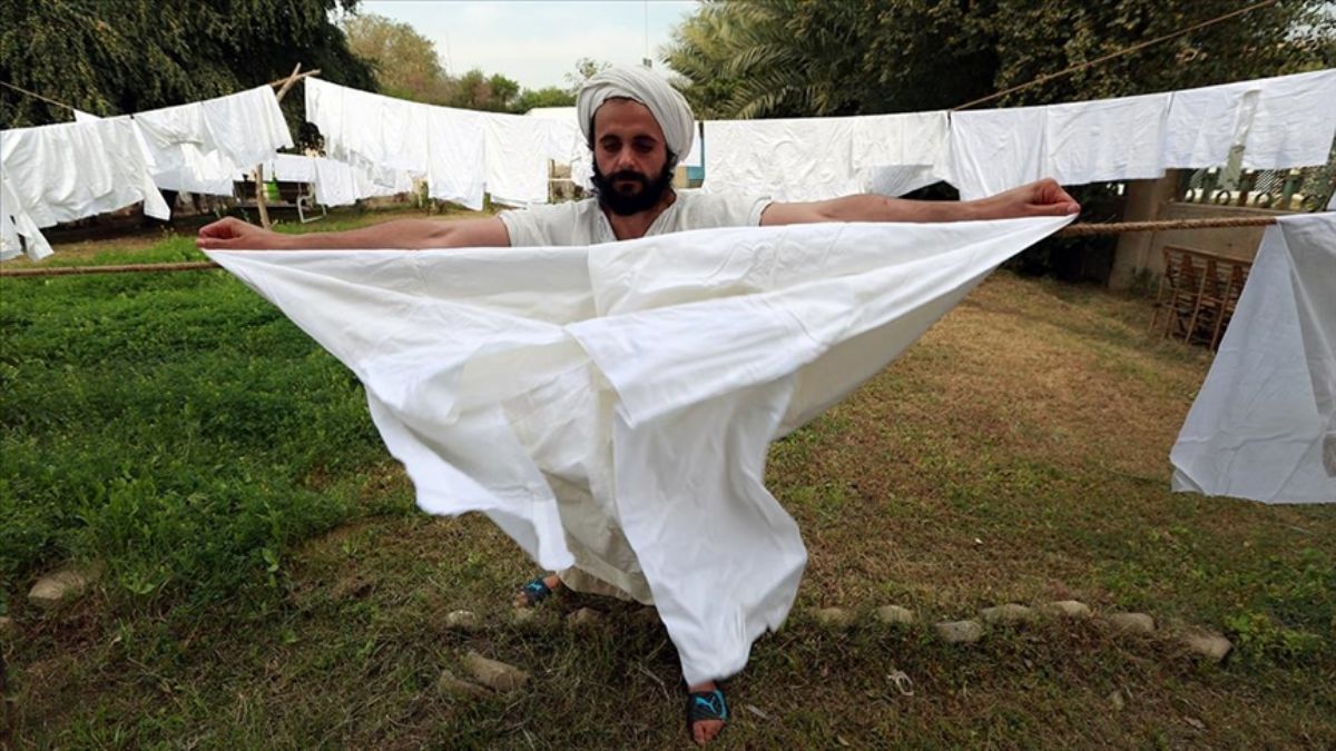 Son peygamberleri farklı, ibadetlerini ve nikahlarını suda yapıyorlar