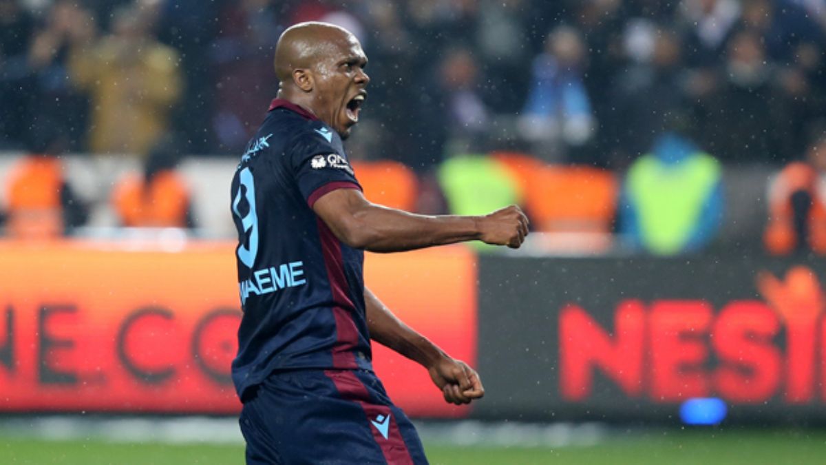 Başakşehir, Trabzonspor'un eski yıldızı Anthony Nwakaeme'yi transfer ediyor!