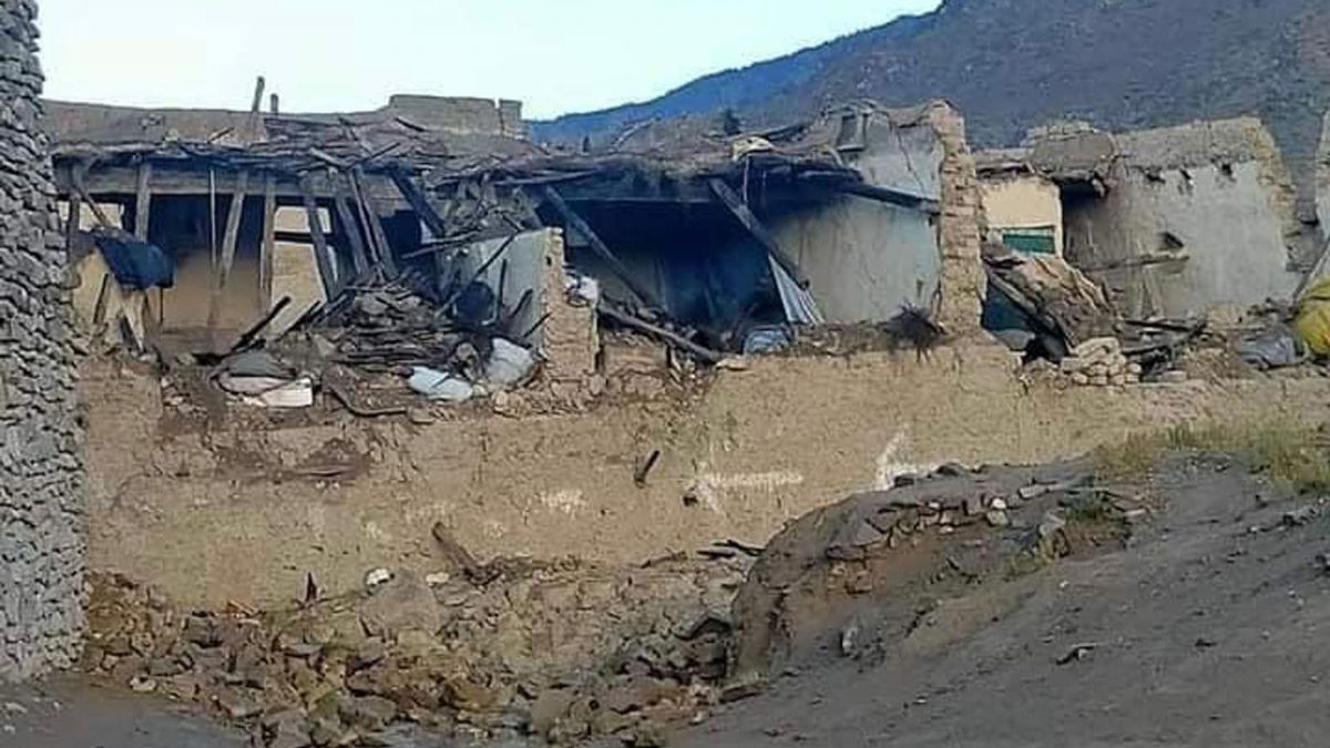 Deprem sonrası Afganistan’a acil yardım