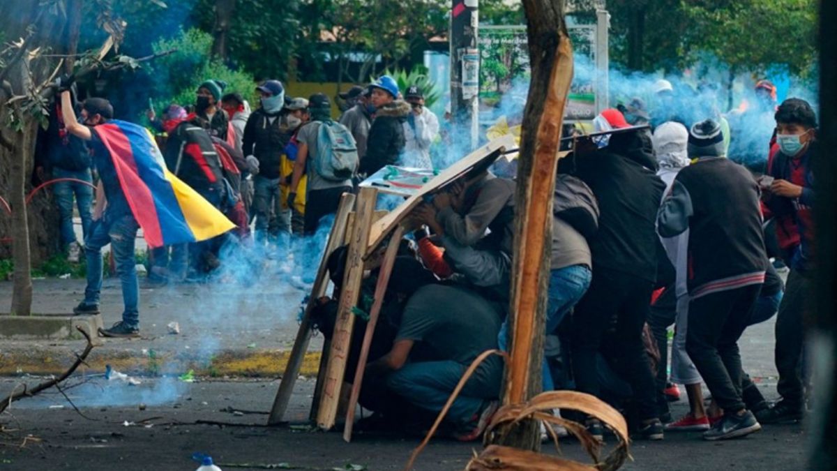 Ekvador'da olağanüstü hal kaldırıldı