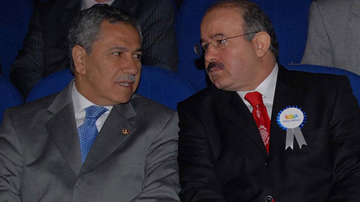 Hüseyin Çelik'ten Bülent Arınç'ın kral çıplak ifadesine destek