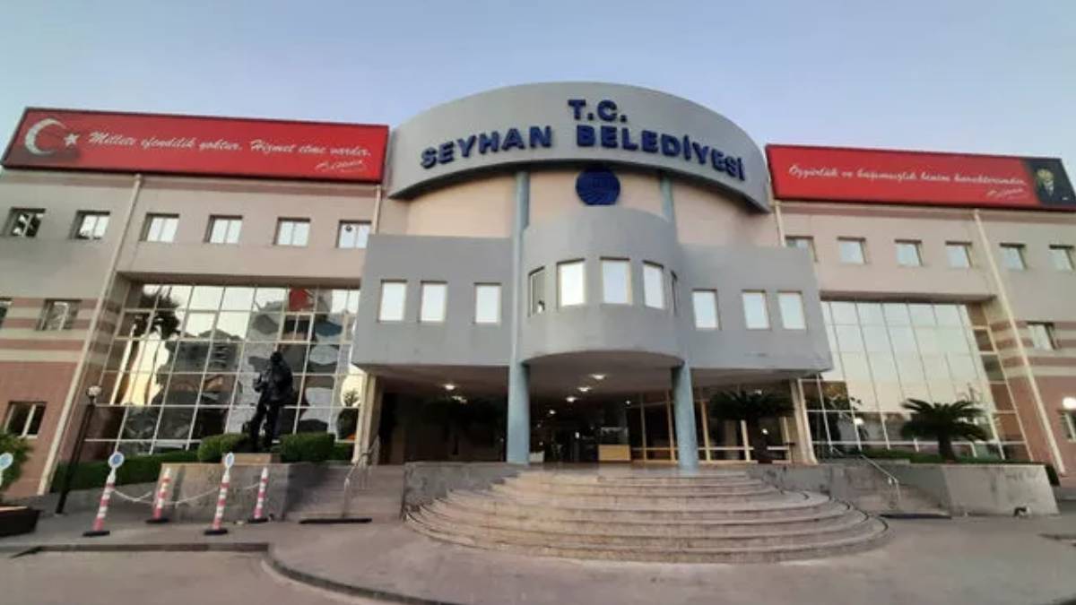 Seyhan Belediye Başkan Yardımcısı kim? Funda Buyruk kimdir? Funda Buyruk nereli, kaç yaşında, hangi partiden?