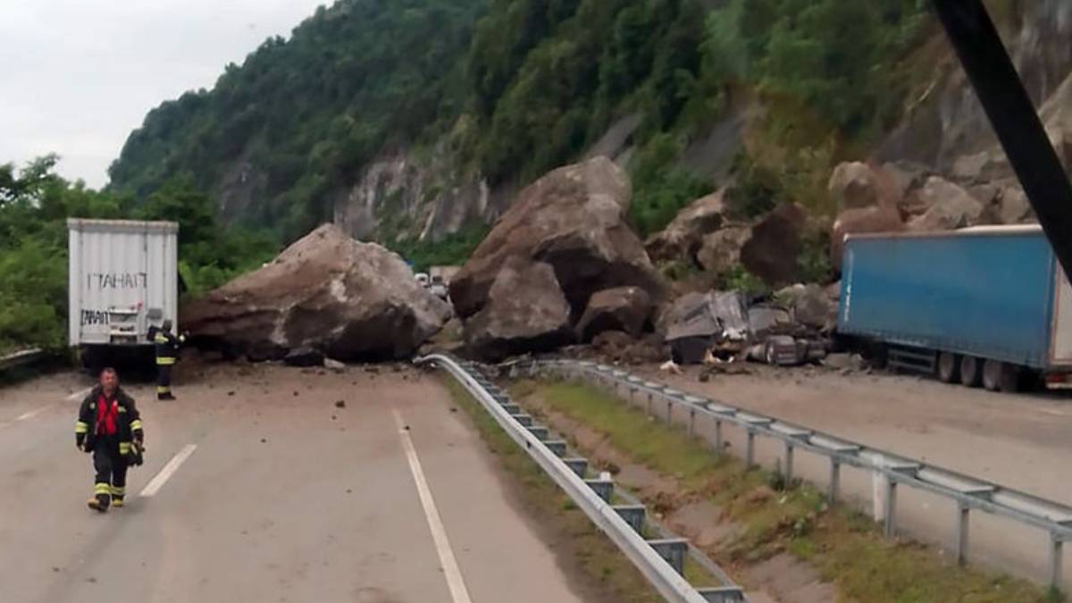 Kamalpaşa karayolu kapandı mı? Artvin Sarp Sınır Kapısı Kemalpaşa yolu açıldı mı, kapalı mı?