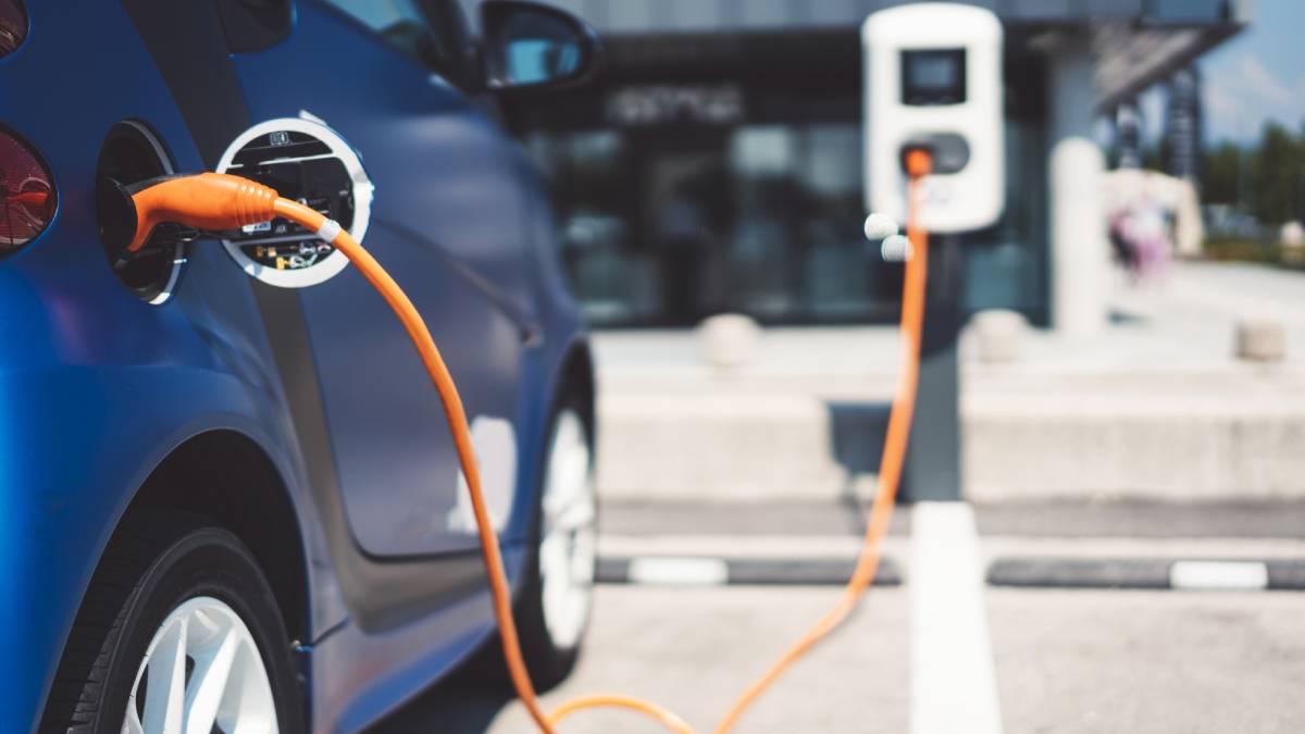 Elektrikli otomobil fiyatı düştü mü? Elektrikli otomobil fiyatları düşecek mi? ÖTV düzenlemesiyle elektrikli araç fiyatları indi mi?