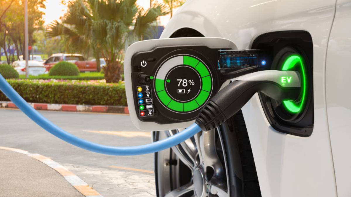 Elektrik otomobil fiyatları düşecek mi? Renault Zoe, BMW iX3, Hyundai KONA, Tesla 2022 satış fiyatları inecek mi? Elektrikli otomobil ÖTV indirimi mi yapıldı?