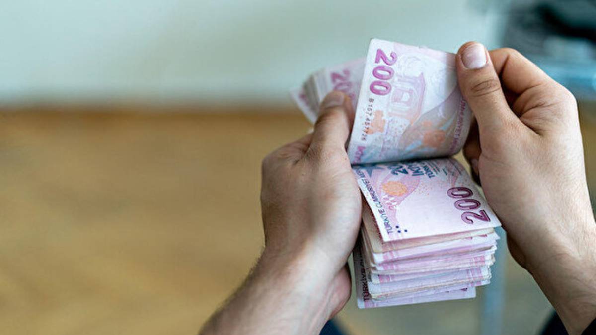 Yeni asgari ücret 5500 TL mi oldu? Asgari ücrete yüzde 30 mu zam geldi?