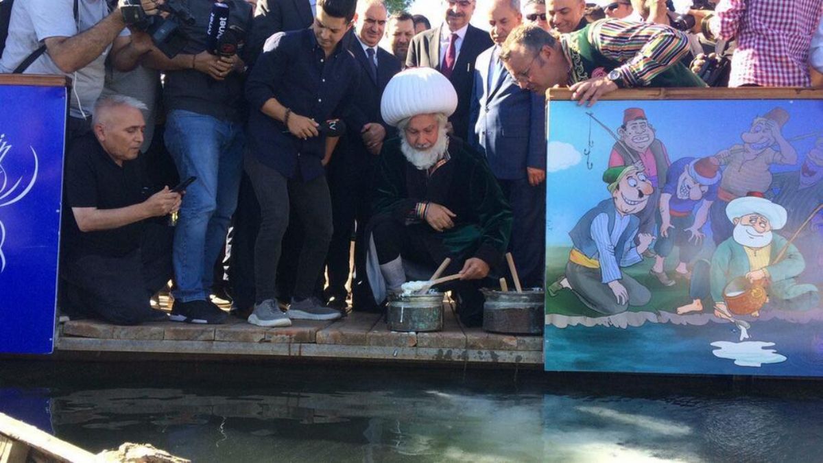 Temsili Nasreddin Hoca, göle maya çaldı
