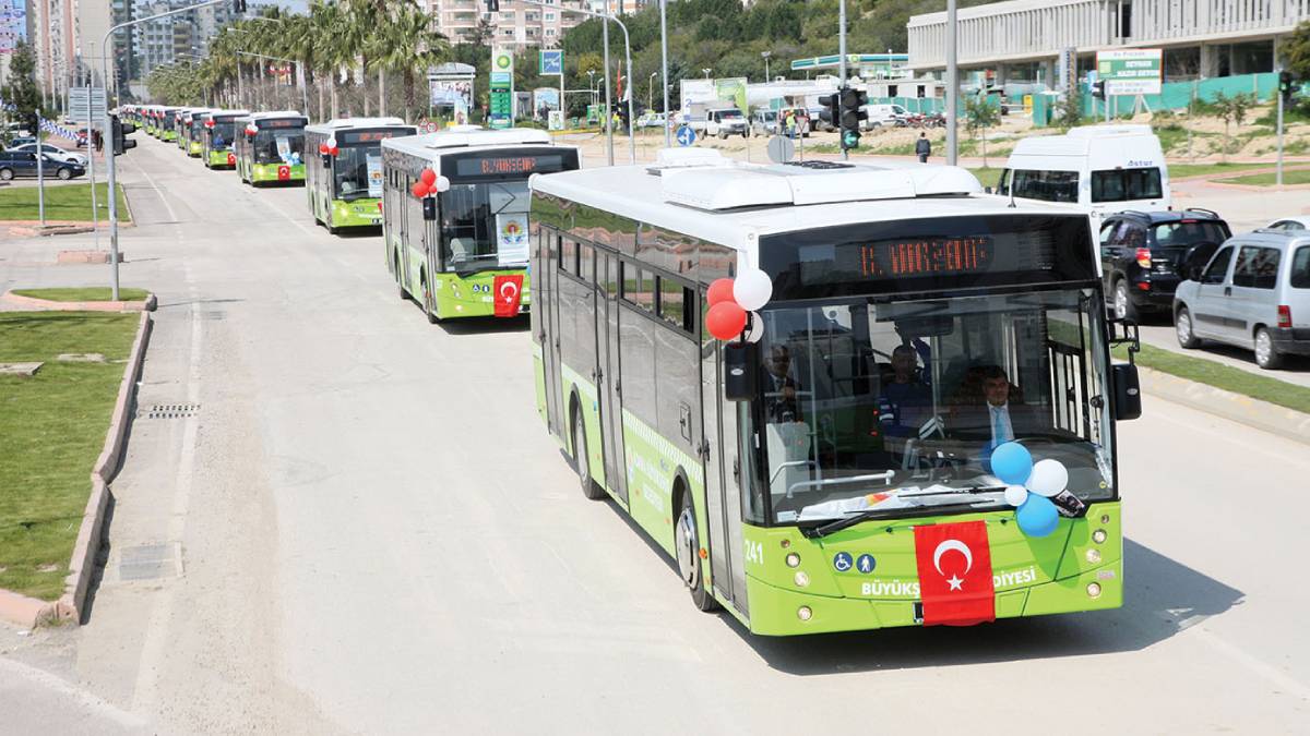 Adana'da bayramda otobüsler ücretsiz mi? Adana'da Kurban Bayramında otobüs bedava mı? Adana'da 15 Temmuz'da otobüsler ücretsiz mi?