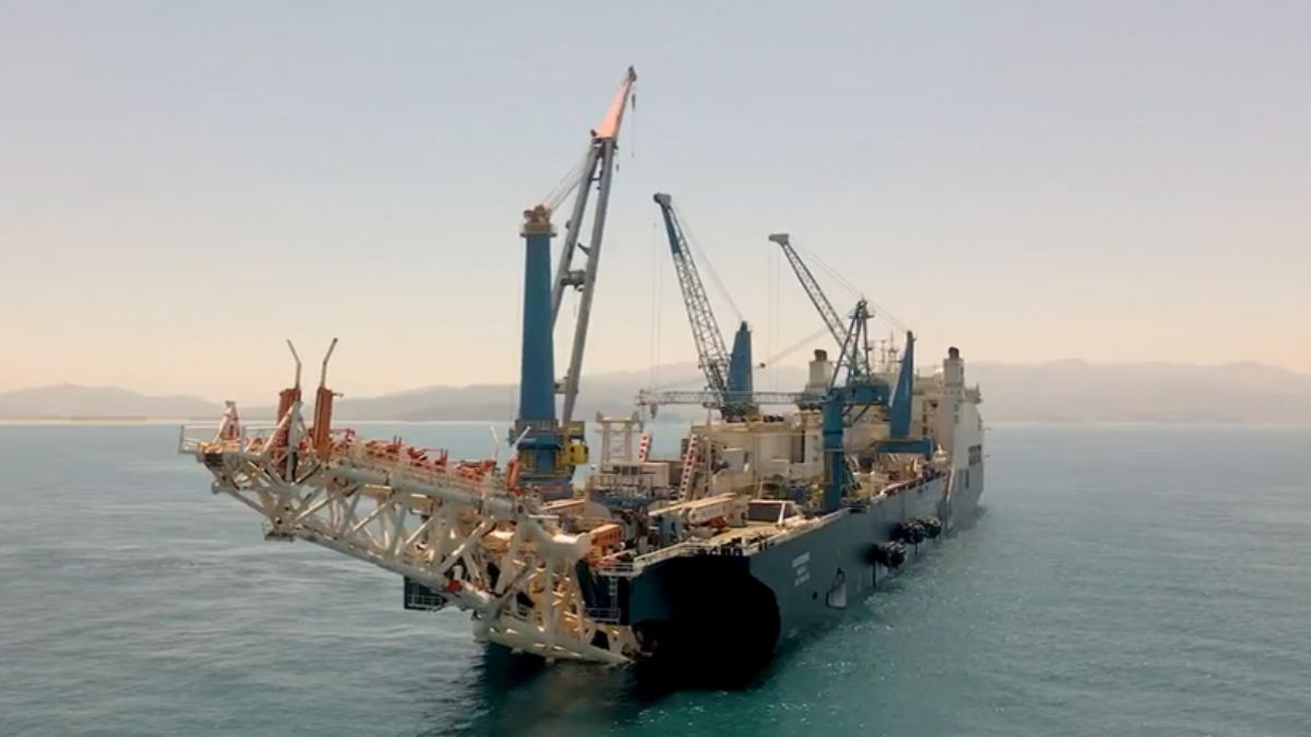 Bakan Dönmez duyurdu: Karadeniz'de keşfedilen gaz için boru serimine başlandı