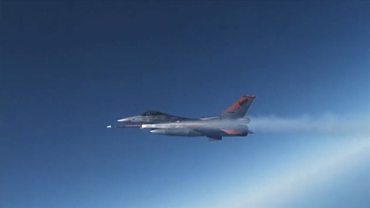 'Gökdoğan görülmeyeni de vuracak!”