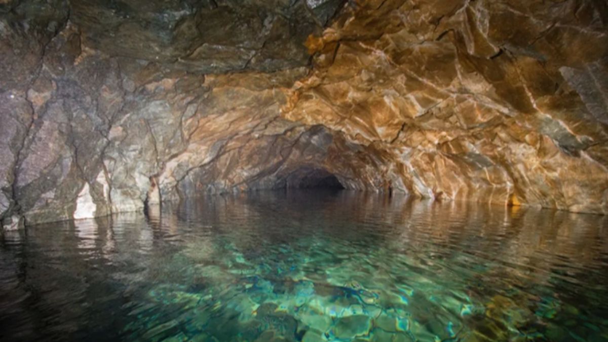 Dünya'nın en eski suyu: Tam 2 milyar yıldır, 2.5 km derinde yatıyormuş..