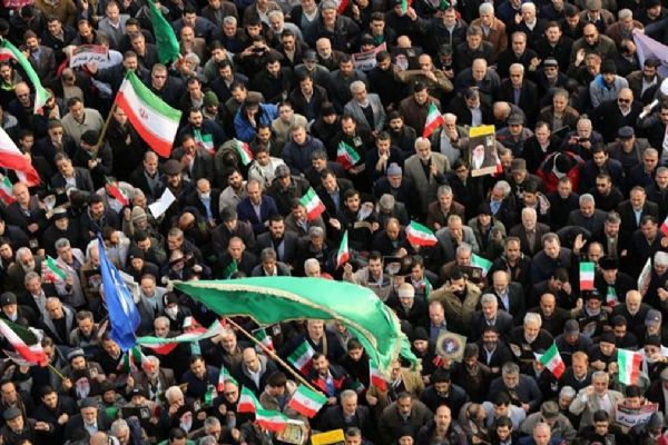 İran'da 3 ünlü sinemacı tutuklandı