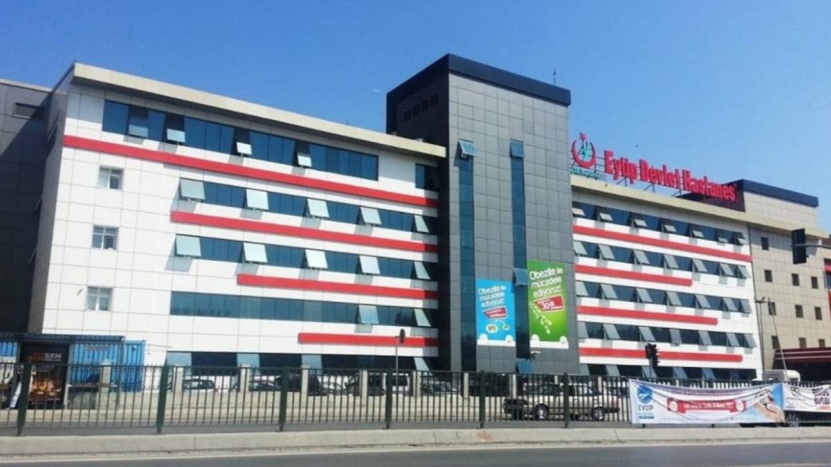 Devlet hastaneleri ve poliklinikler yarın (13 Temmuz Çarşamba) açık mı? Poliklinik randevusu 13 Temmuz'a alınıyor mu? MHRS 13 Temmuz randevusu var mı?