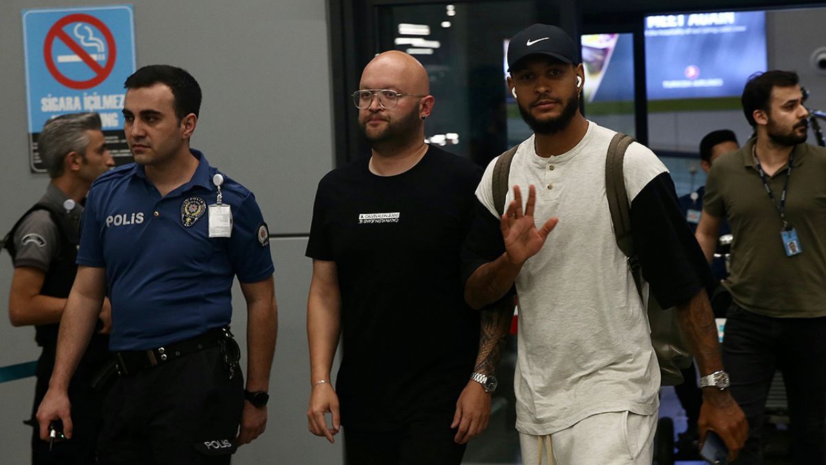 Fenerbahçe'nin anlaştığı Joshua King İstanbul'da