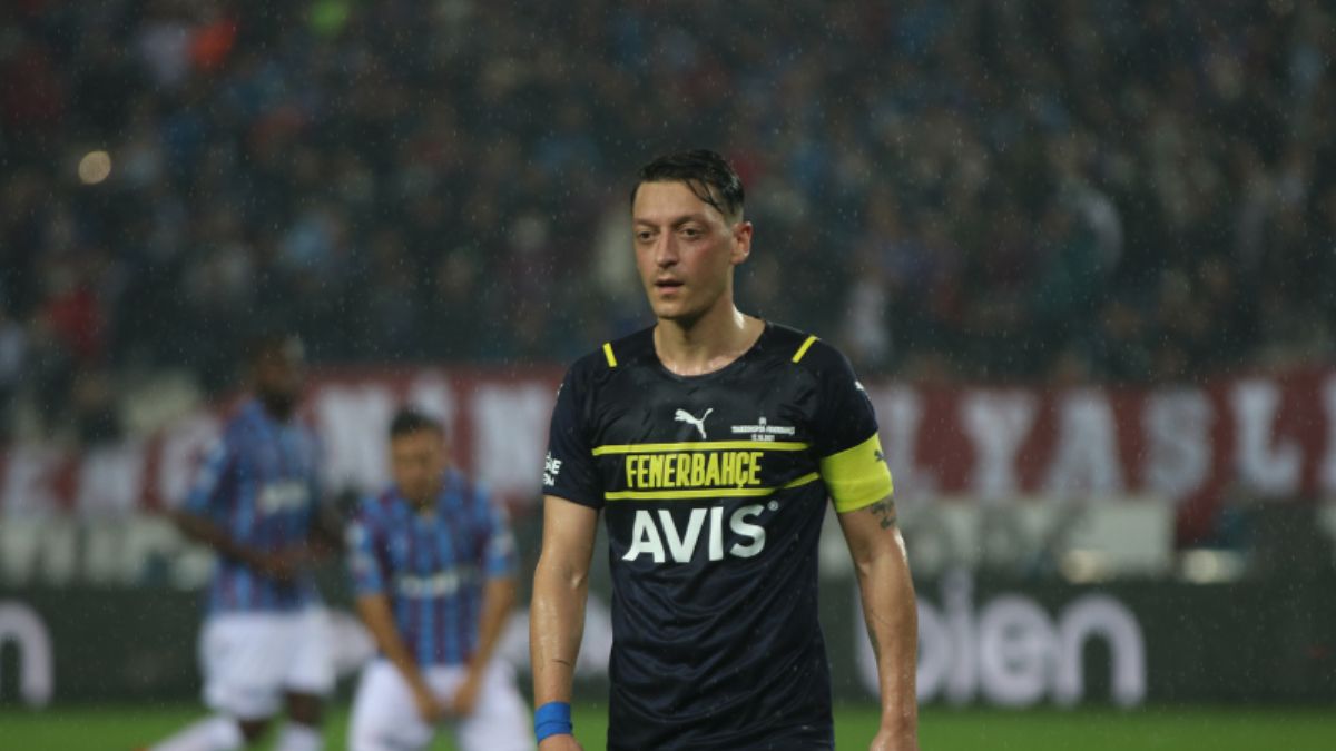 Mesut Özil'in menajerinden 'ayrılık' açıklaması