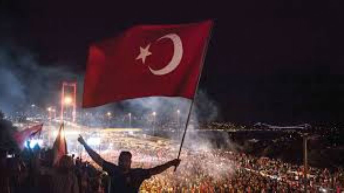 15 Temmuz'da neler oldu? 15 Temmuz'da kimler öldü, kaç şehit var? 15 Temmuz hangi güne denk geliyor?