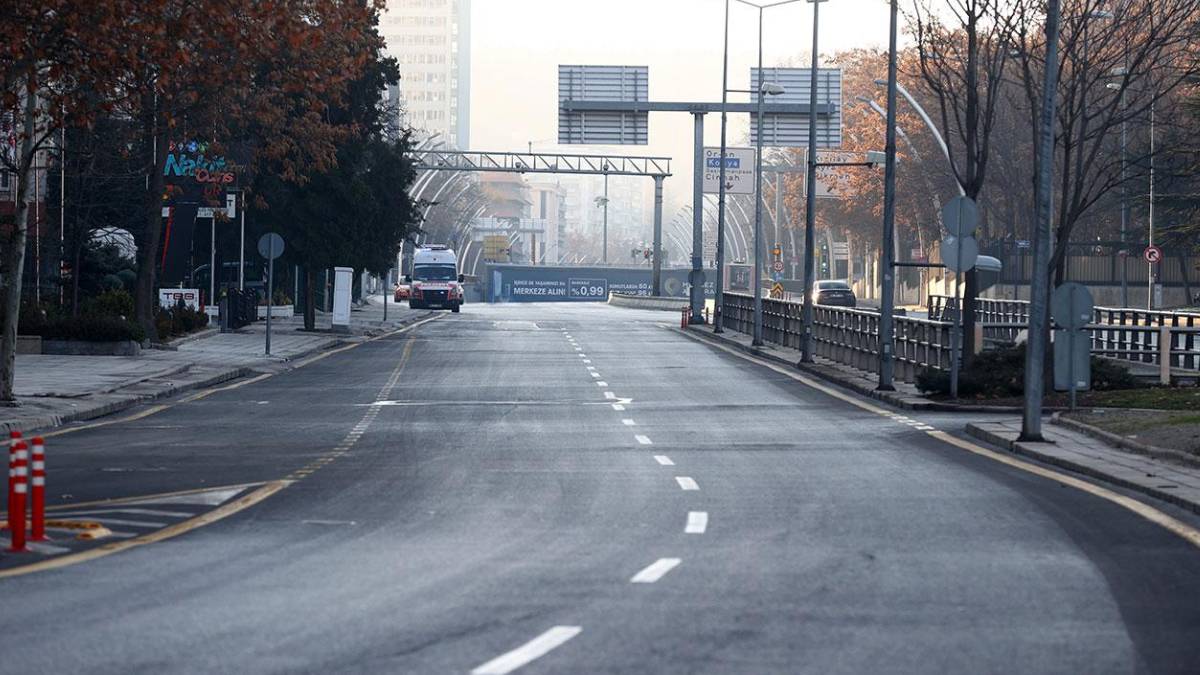 15 Temmuz'da yollar saat kaçta kapanacak? Bugün yollar kaçta kapanıyor? Macar Kardeşler, İtfaiye, Büyük Karaman Caddesi saat kaçta açılacak?