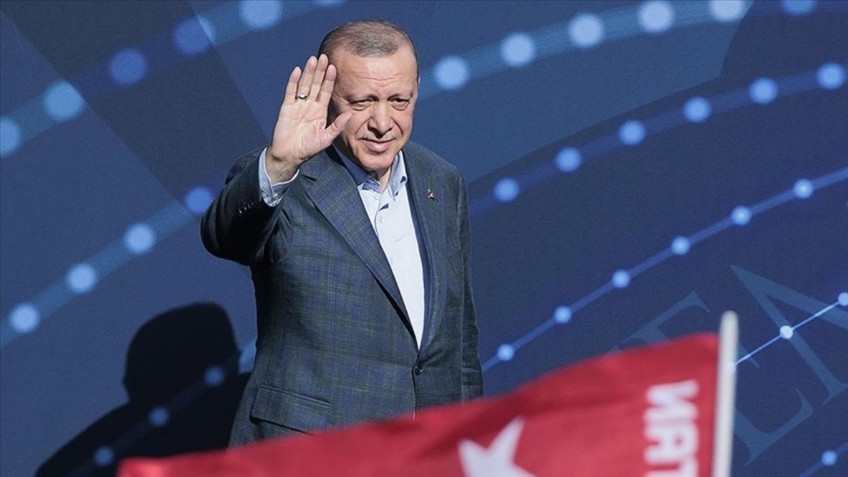 Erdoğan: Son sözü top, tüfek değil iman belirler
