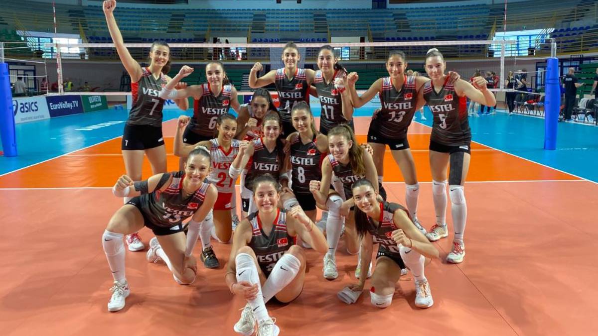 U21 Türkiye İtalya voleybol maçı ne zaman, saat kaçta, hangi kanalda başlayacak? 21 yaş altı Türkiye-İtalya kadın voleybol maçı televizyondan canlı yayınlanacak mı?