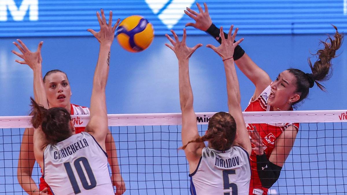 Türkiye-İtalya'yı yenerse rakibi hangi takım olacak? Millet Ligi Türkiye-İtalya'yı yenerse finalde hangi ülkeyle oynayacak? Türkiye voleybol muhtemel final eşleşmesi |