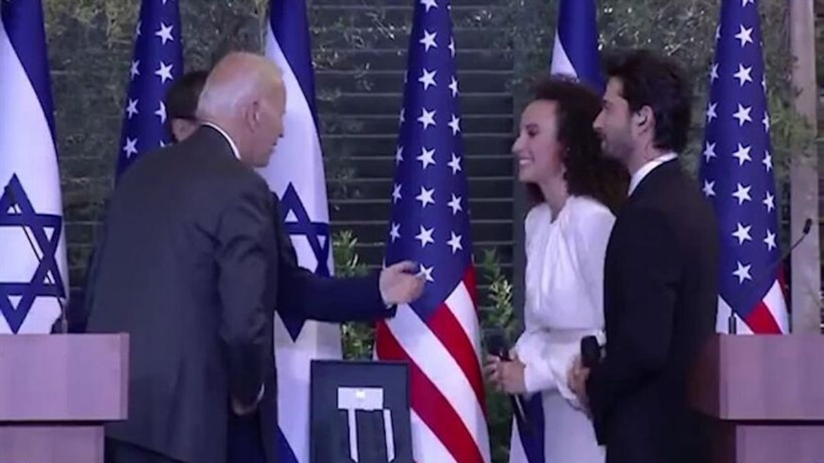 İsrailli popçu, Biden'ın elini sıkmadı