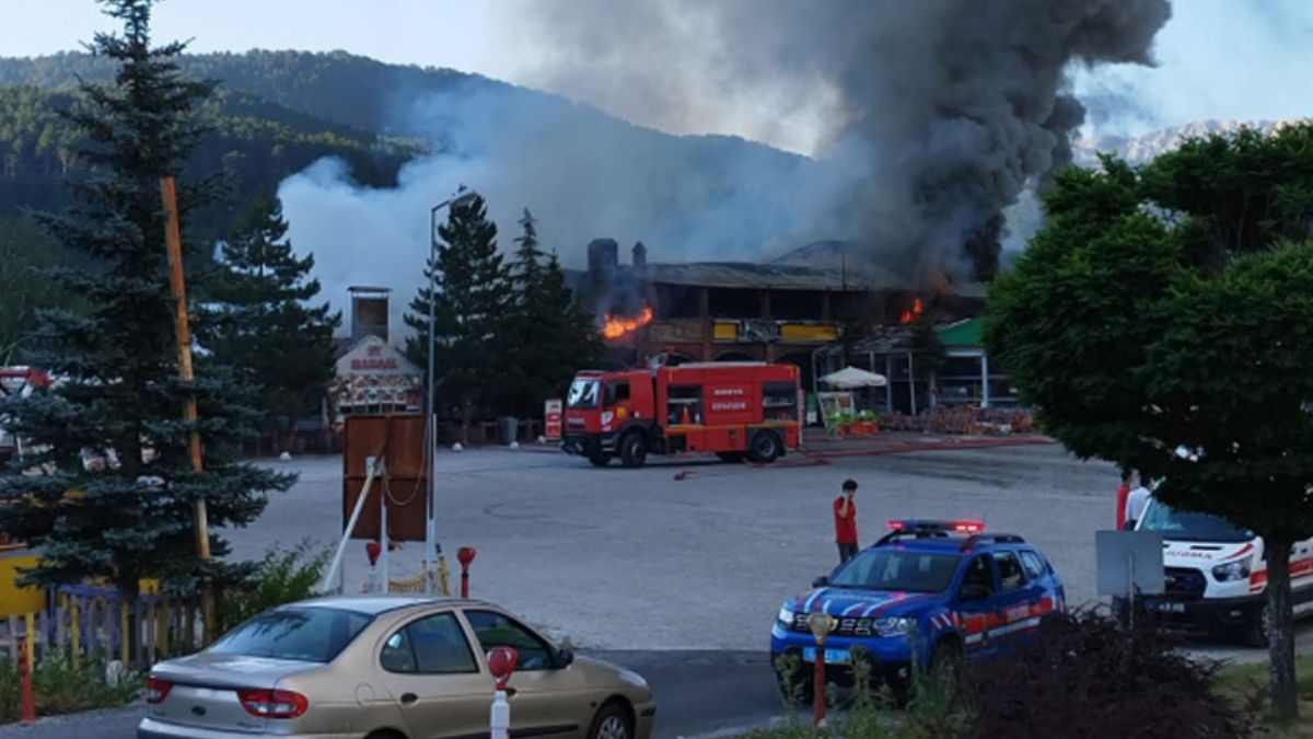 Konya'da dinlenme tesisinde yangın