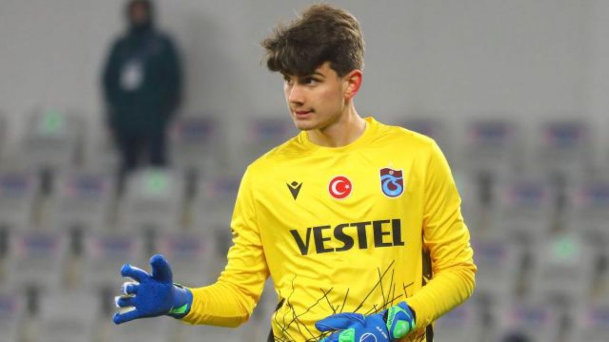 Trabzonspor'un genç kalecisi Kağan Moradaoğlu'nun YKS başarısı