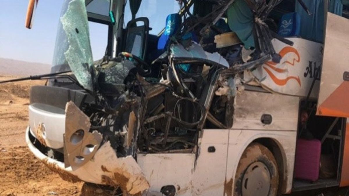Mısır'da trafik kazası: 25 ölü
