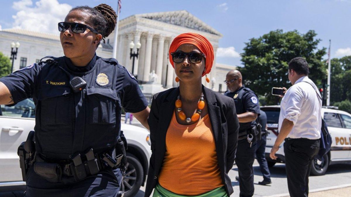 ABD'de sular durulmuyor! Ilhan Omar da dahil 17 Kongre üyesine gözaltı
