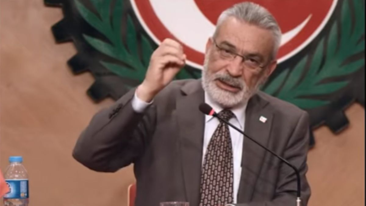 İsmet Özel’den ‘Risale-i Nur Türkçesi’ tepkisi