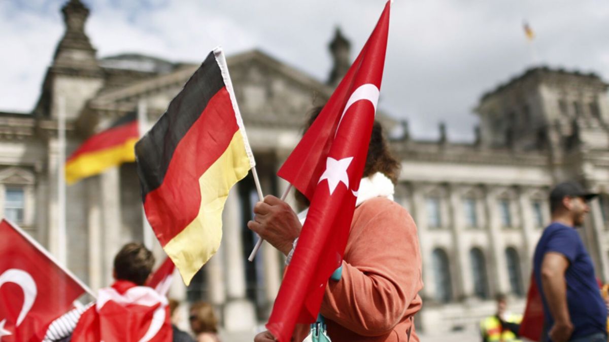 Almanya'dan ''Türkiye'' açıklaması: Suriye operasyonuna olumsuz yaklaşım