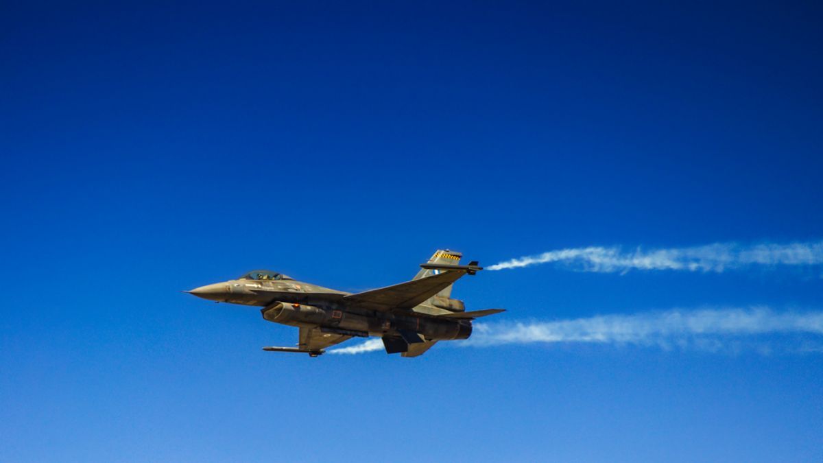 'Bulgar halkının F-16 için ödediği para uçup gitti'