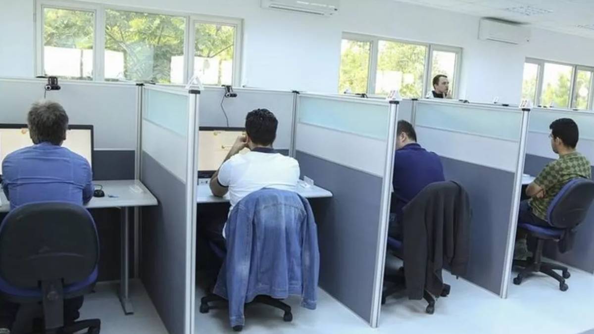 E-YDS sınav görevli ücreti ne kadar? 2022 E-YDS gözetmen sınav görevi ücreti kaç TL? 2022 E-YDS zamlı sınav görevli ücreti ne kadar?