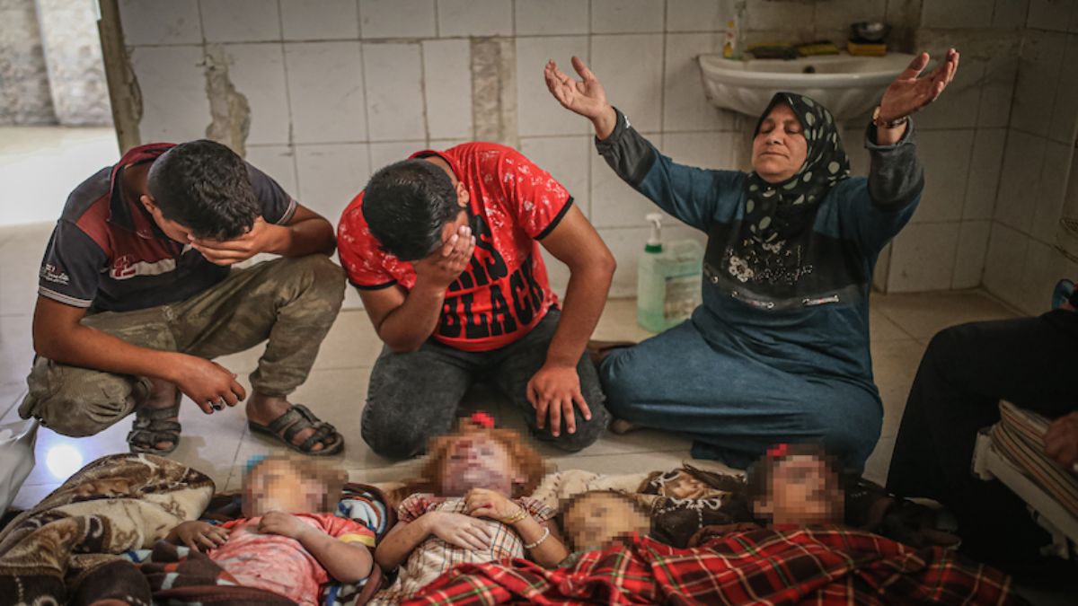 Rusya İdlib'de çocukları katletti