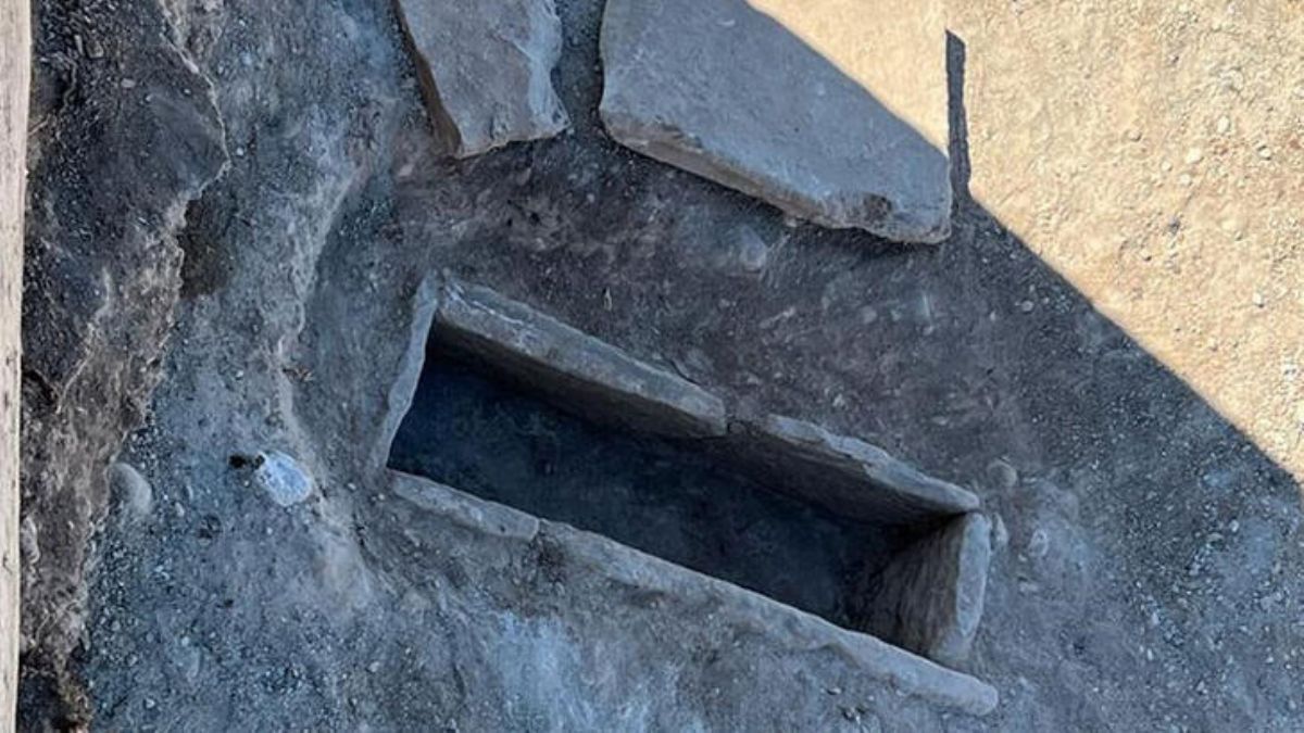 Su deposu kazısında Roma mezarları buldular